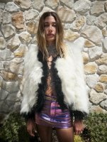 SAINT-LAURENT_WINTER21-VIP_05_HR_HAILEY-BIEBER.jpeg