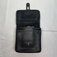 xlilanimox fake coach H5D 5130 creed upside down open flap.jpeg