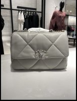 What do you think of the Chanel 19 bag versus the classic flap bag? - Quora