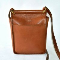 halfpint-leather aka station_85 fake coach B5D-9930 back.jpeg