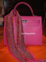 fuschia_scarf_kelly.jpg