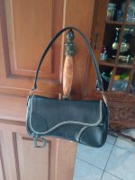 christian_dior_bag_1644391345_9770f58f_progressive.jpeg