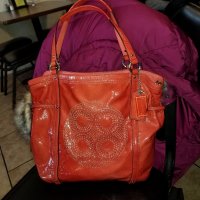 patent leather coral tote audrey 20220305_123804.jpg