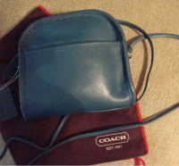 newtoyou2022 poshmark fake coach RJ3-9017 front.png