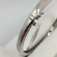 clasp 1.jpg