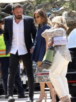 ben-affleck-jennifer-lopez-get-lunch-with-her-mom-in-malibu-05.jpg
