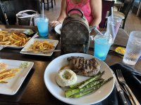 695EB556-982D-40E1-8B0B-C1EC625F4788.jpeg