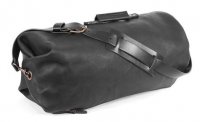 gunnar-leather-duffle-bag-black-angle-web_655x_1.jpg