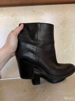 prboots01_cr.jpg