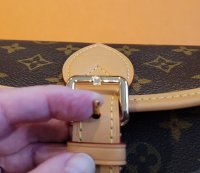 Buckle #2.jpg