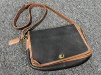 etneud-1 fake coach bag black_brown turnlock front.jpeg