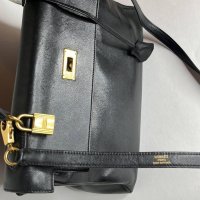 hermes-kelly-black-satchel-4-0-960-960.jpeg