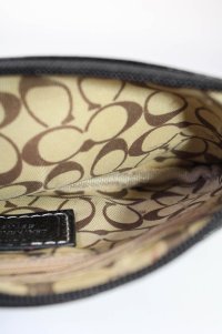 linda*s***stuff fake coach wristlet auth by Real Authentication 4.jpeg