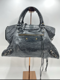 front of bag.PNG