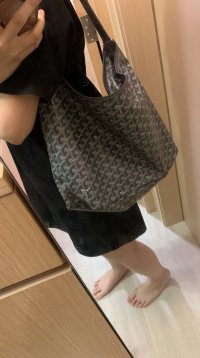 I wanted to share one of my favorite new additions! My Goyard Boheme Hobo  bag. She's been my go to for the past couple of weeks or so ☺️. :  r/Louisvuitton