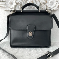 poshmark thelookedit fake coach T0R-9927 front.png
