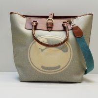 dooney tote.jpg