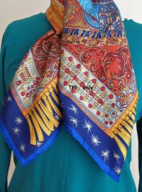 PF Tapis Volant blue border (2).JPG