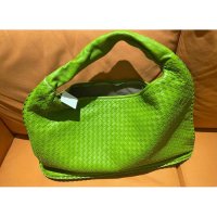 green-leather-veneta-bottega-veneta-handbag-26653380-3_3.jpeg