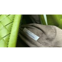 green-leather-veneta-bottega-veneta-handbag-26653380-4_3.jpeg