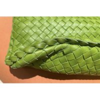 green-leather-veneta-bottega-veneta-handbag-26653380-7_3.jpeg