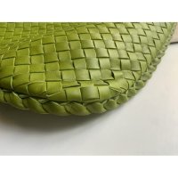 green-leather-veneta-bottega-veneta-handbag-26653380-10_3.jpeg