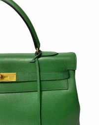 Herm_s_Kelly_35_Bag_in_Green_with_Golden_Hardware_5_master_master.jpg