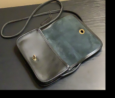 Screenshot 2022-11-05 at 09-59-50 vintage coach black leather crossbody brass hardware eBay.png