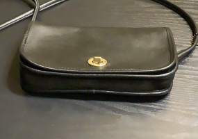 Screenshot 2022-11-05 at 09-59-35 vintage coach black leather crossbody brass hardware eBay.png