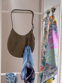 Hermes Spring Summer 23 (8 of 17).jpg