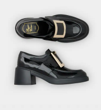 Loafers-Viv-Rangers-mit-Metallschnalle-aus-Lackleder-Schwarz-Damen-RVW59829340D1P37B999-Roger4...png