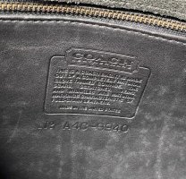 vintage_coach_messenger_briefc_1620345439_4dfee721_progressive.jpg