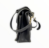 vintage_coach_messenger_briefc_1620345439_07bf4e41_progressive.jpg