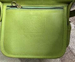 k1302 Poshmark k1302 Mercari  fake coach C7E-9043 creed.png