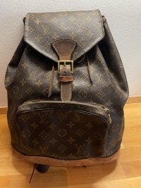 LV Mont.jpg