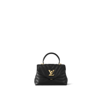 Replying to @patchouli 🤍 More LV freebies #louisvuitton #lvgift #lvbo