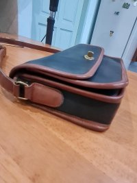 vintage_coach_bag_1656916882_03546d88_progressive.jpg