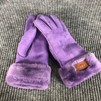 Gloves.jpg