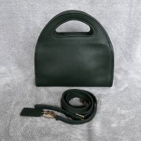 carissafinds fake carousel? auth? coach L2A-9945 front.jpeg