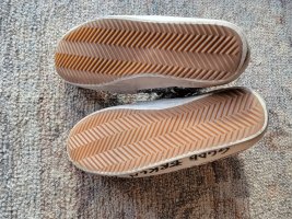 GG Soles.jpg