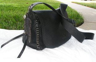 black pebbled Dakotah005.jpg