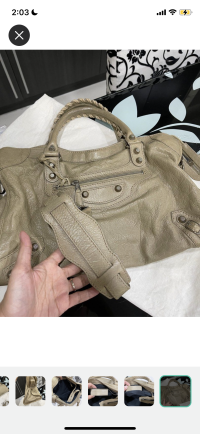 6A87E5AB-19F1-492E-8ED6-D545F02C92F2.png