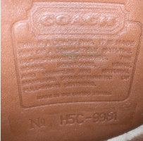 simonalouis fake poshmark H5C-9981 creed.png