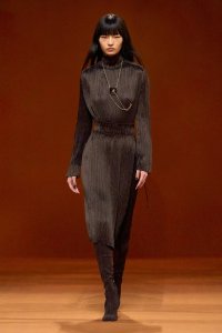 00056-hermes-fall-2023-ready-to-wear-credit-gorunway.jpg
