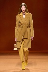 00031-hermes-fall-2023-ready-to-wear-credit-gorunway.jpg