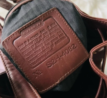 kristina11111 poshmark fake S2H-4082 creed.png