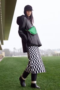 00025-longchamp-fall-2023-ready-to-wear-credit-brand.jpg