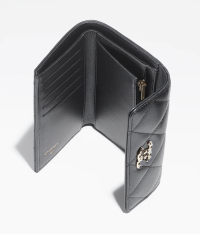 chanel_flapwallet2.png