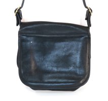 *Coach_blk_flap_bag_light_buckles001a.jpg