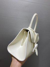 271cf8ae-6ab3-4a36-a40e-dd848df6d054.jpeg